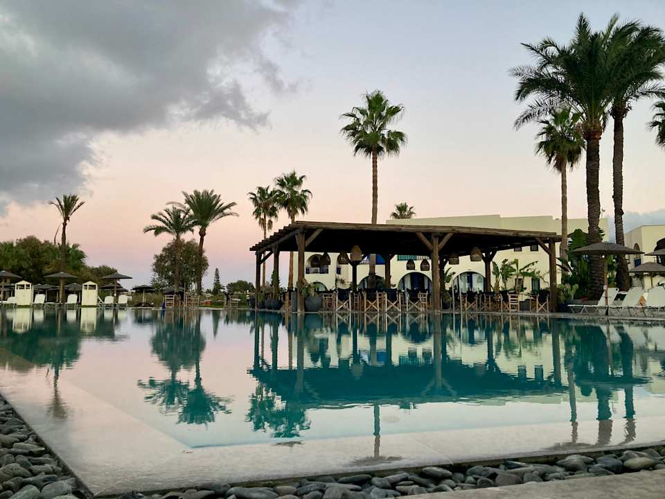 Pool Grecotel Casa Paradiso