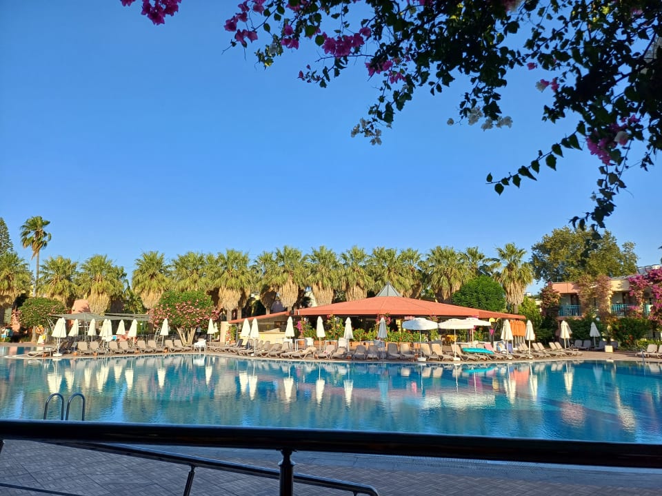 Pool VONRESORT Golden Beach