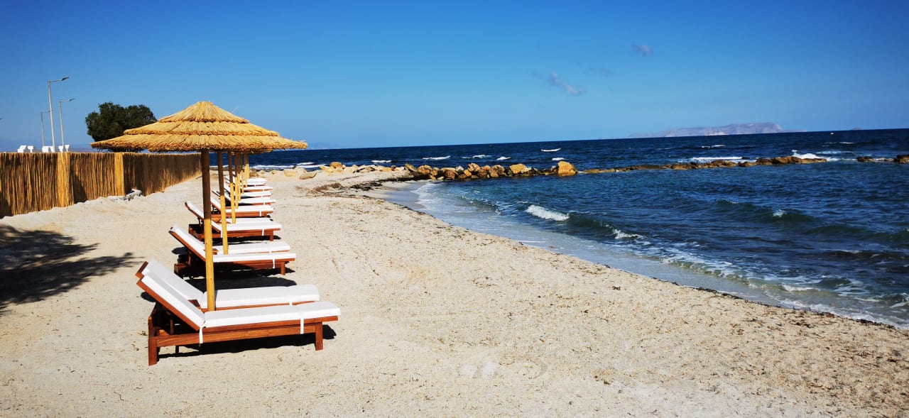 Strand Hotel Serita Beach