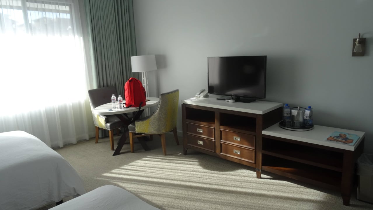 Geräumig Lakehouse Hotel & Resort