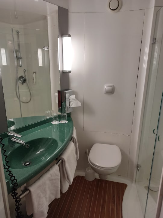 Zimmer ibis Hotel Köln Airport