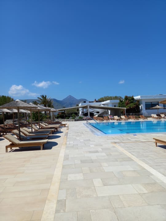 Pool Civitel Creta Beach