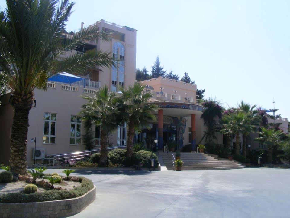 Hoteleingang Hotel Club Paradiso