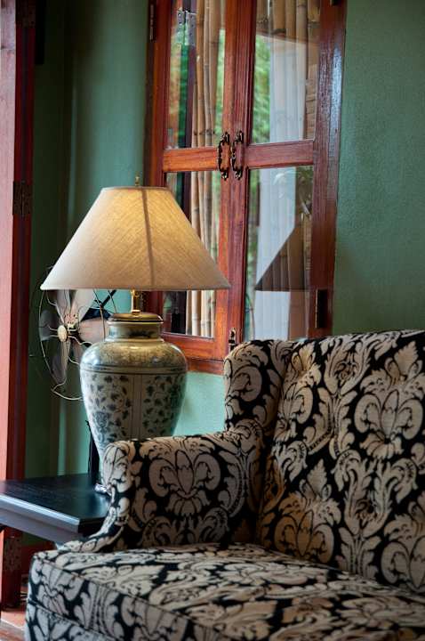 Comfy seats. Hotel Villa Deux Rivieres