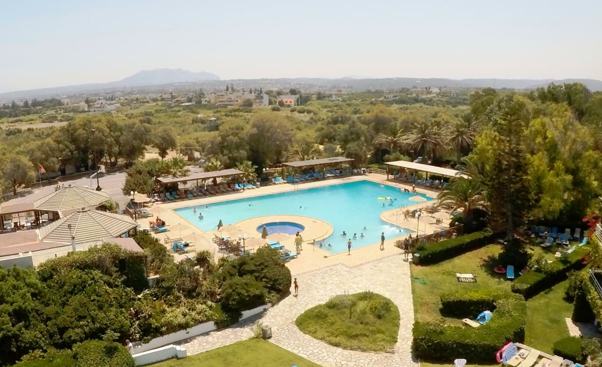 Pool Apollonia Beach Resort & Spa