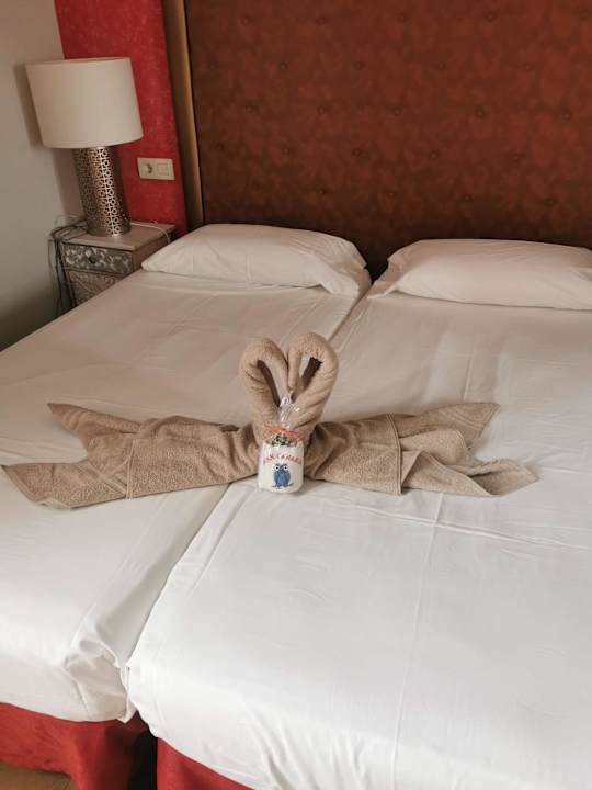 Zimmer Alhambra Boutique Apartments by PMC Resorts