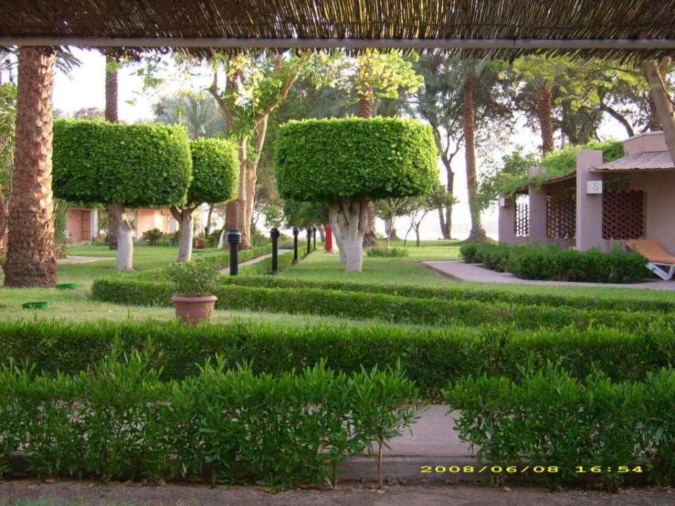 Gartenanlage oder Ausblick vom Zimmer bzw. von der Liege  Jolie Ville Kings Island Luxor