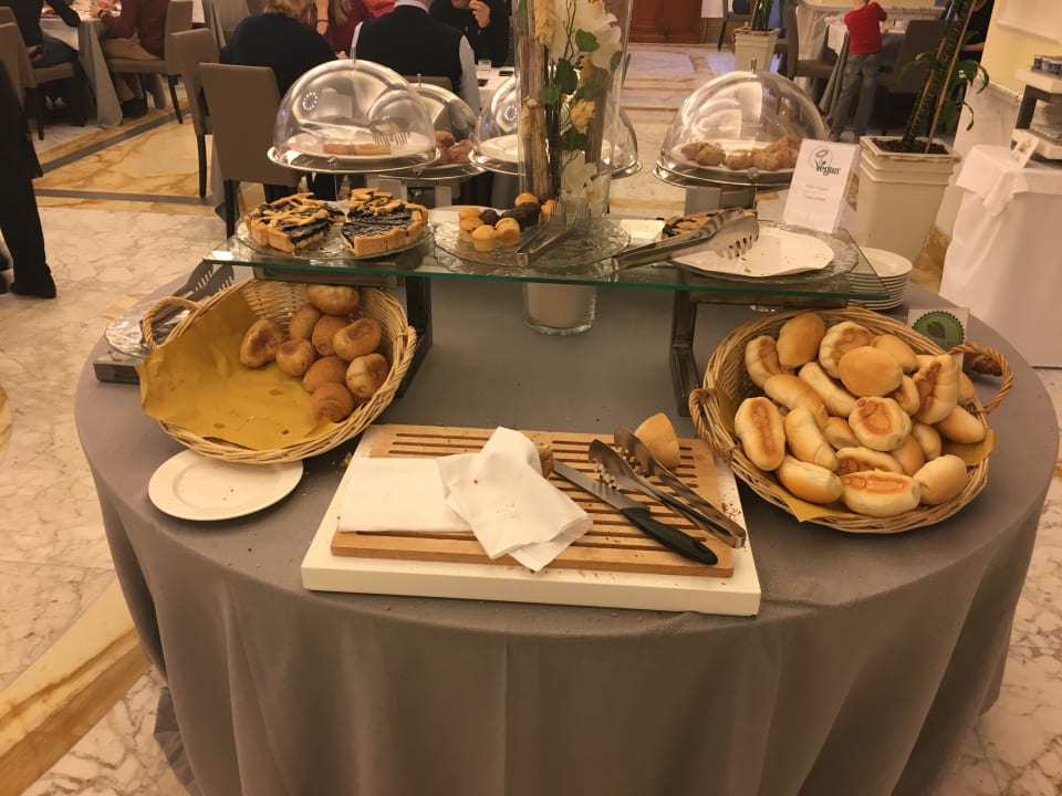 Frühstücksbuffet Hotel Grand Visconti Palace