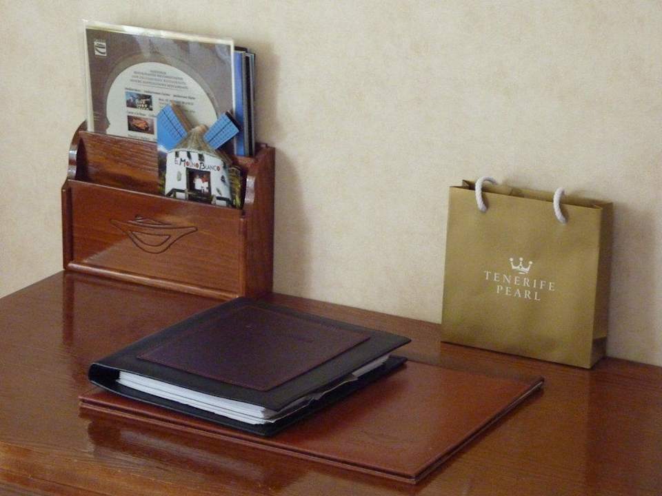 Schreibtisch Gran Tacande Wellness & Relax Costa Adeje