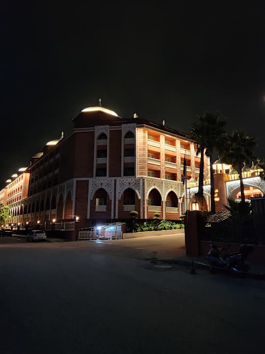 Zimmer Royal Taj Mahal Hotel