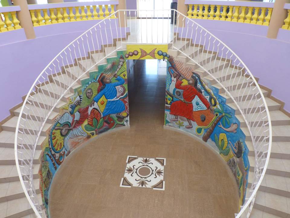 Treppenaufgang vom 1. OG gesehen Djeliba Resort