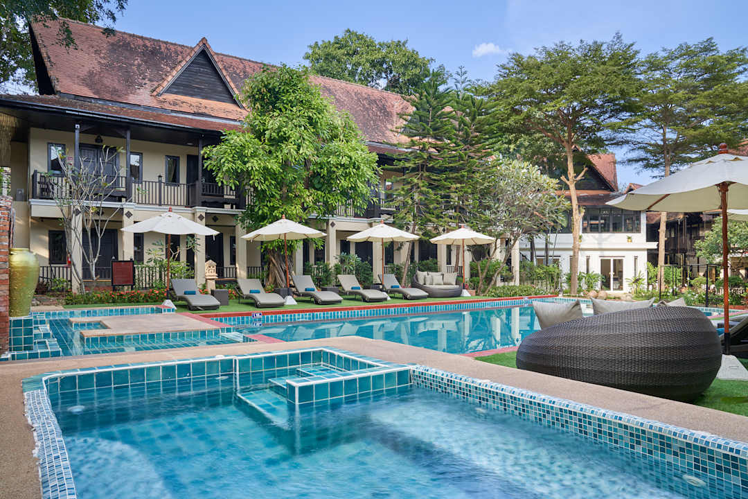Pool Floral Hotel Ayatana Chiangmai