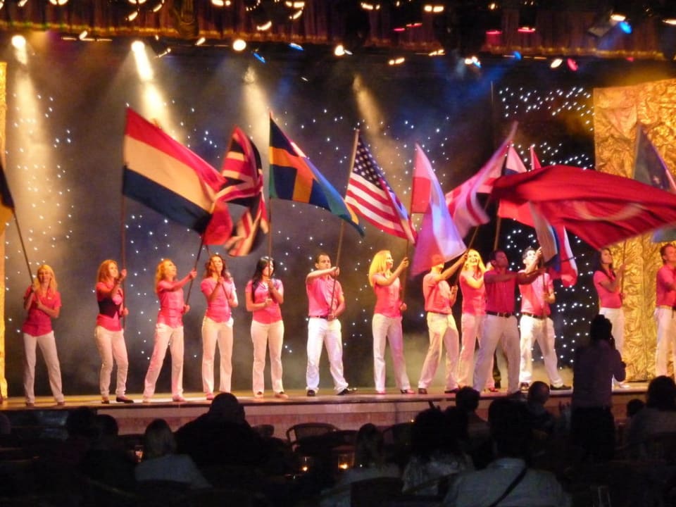 Wieczorne występy Papillon Ayscha