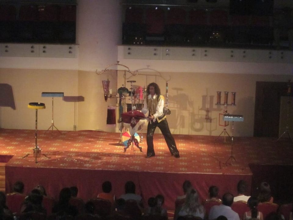 Magician show Granada Luxury Okurcalar