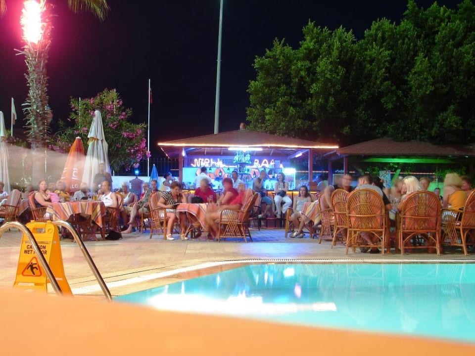 Wieczorem Doris Aytur Hotel