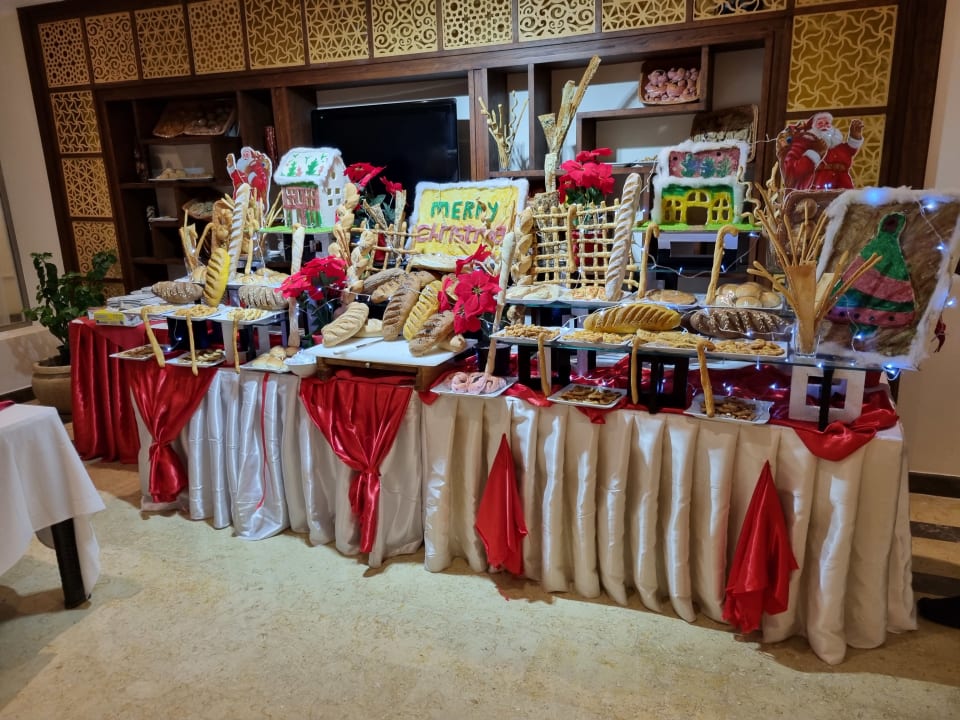 Gastro Three Corners Equinox Beach Resort