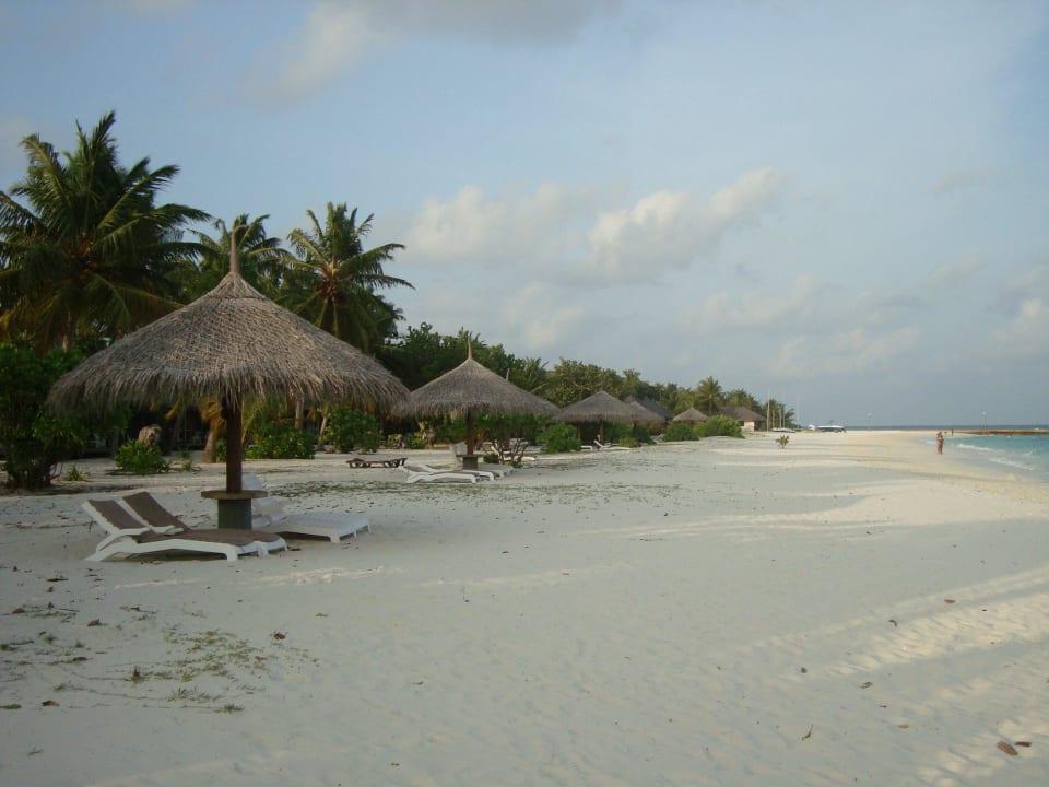 Strand Kuredu Island Resort & Spa