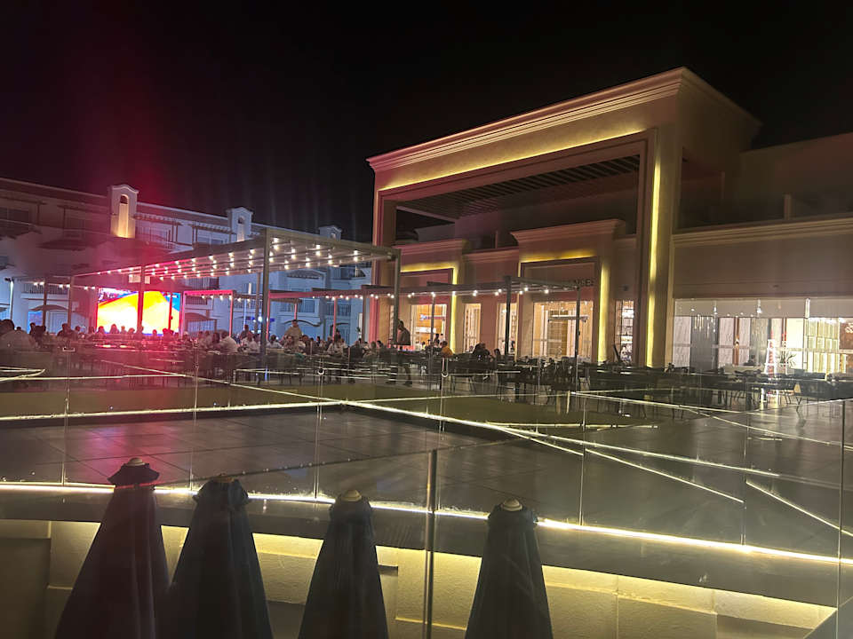 Gastro The V Luxury Resort Sahl Hasheesh