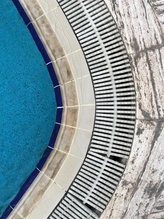 Pool W Abu Dhabi - Yas Island