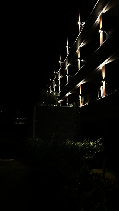 Außenansicht Jacaranda Luxury Resort