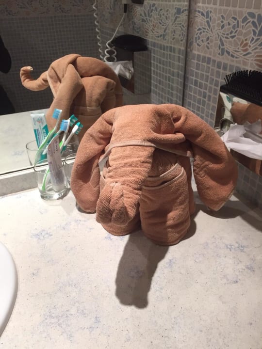 Kreative Gestaltung der Handtücher SBH Club Paraiso Playa