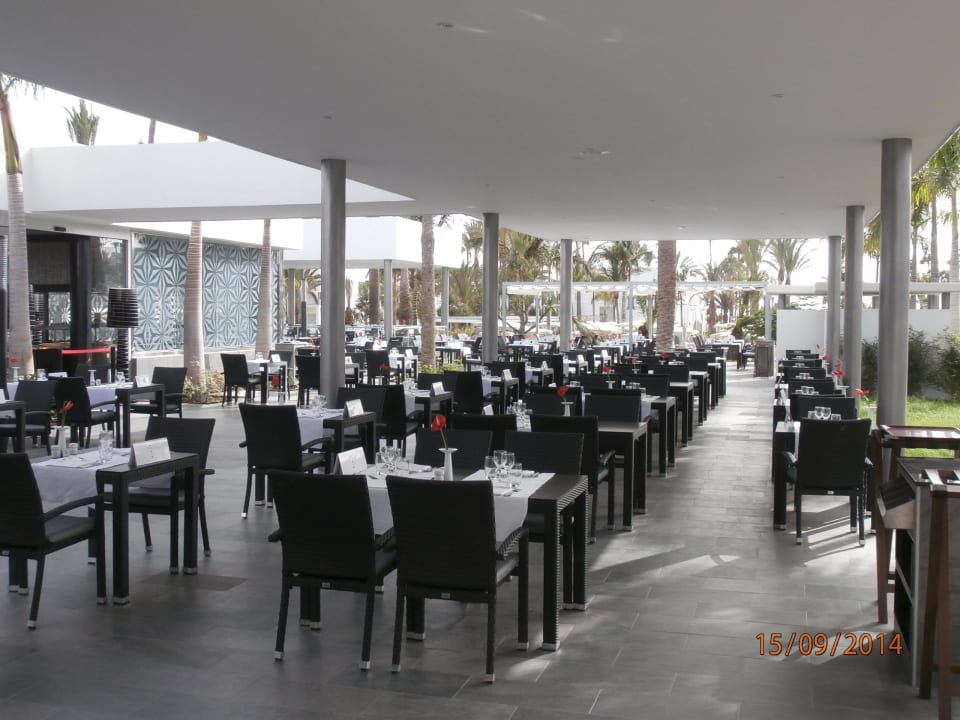 Außenterrasse überdacht Hotel Riu Palace Meloneras