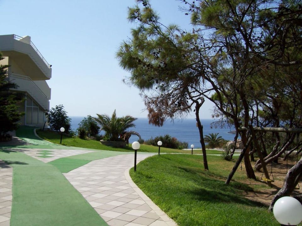 Weg zum Spreisesaal Hotel Kalithea Mare Palace
