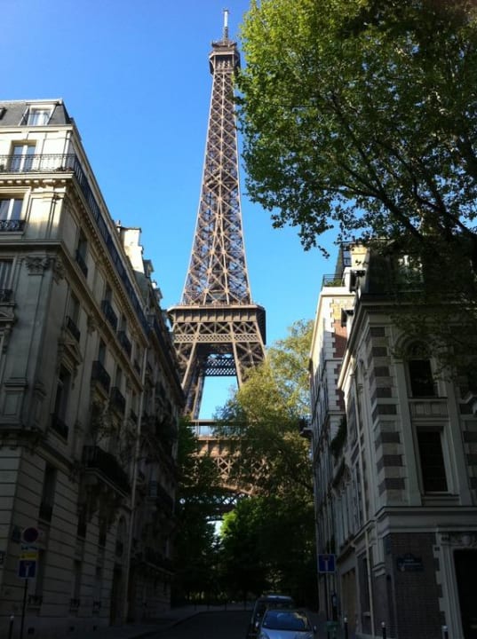 Eine Nebenstrasse gleich beim Hotel Derby Alma Hotel Derby Alma