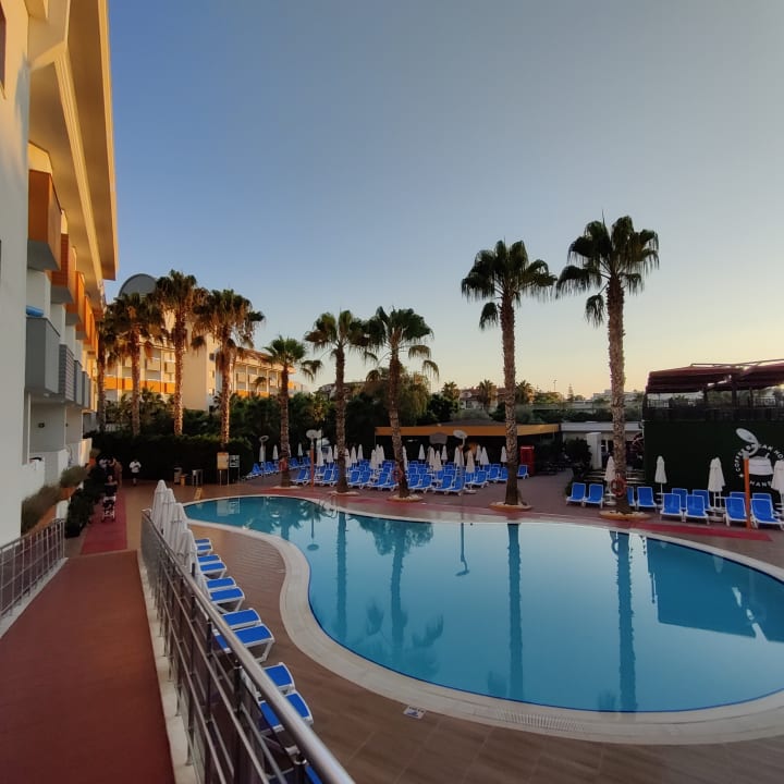 Pool Hane Family Resort