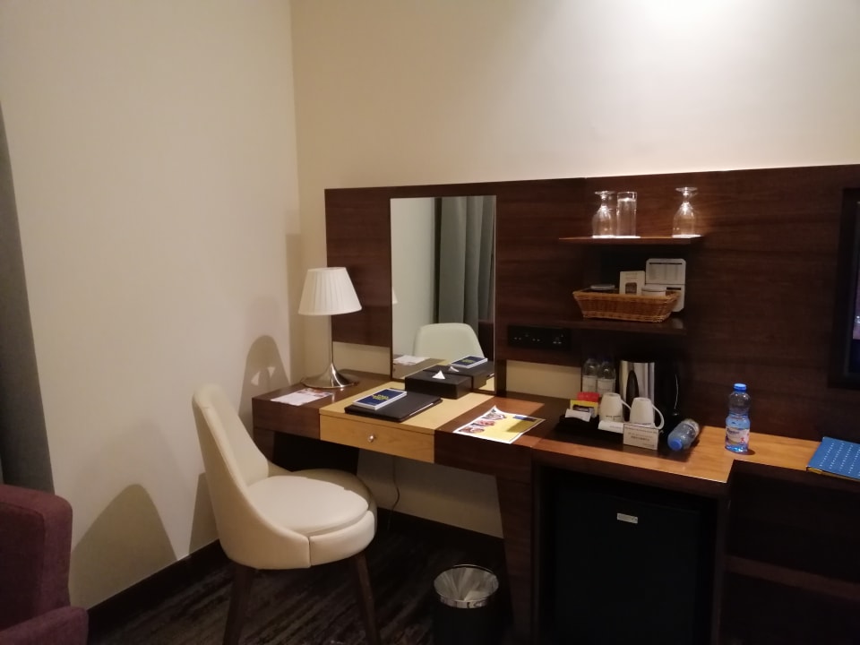 Zimmer Golden Tulip Media Hotel