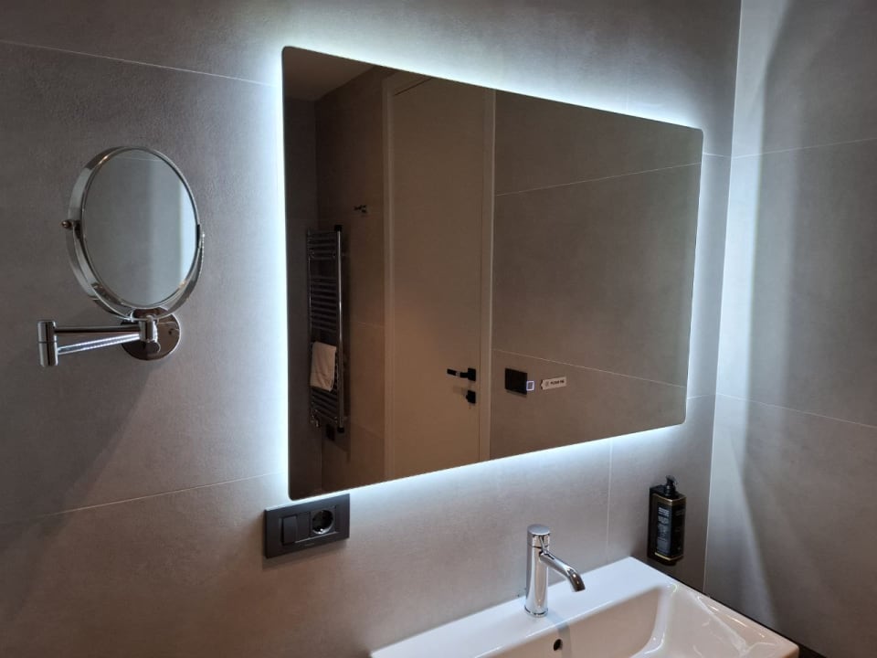 Zimmer Mercure Tirana