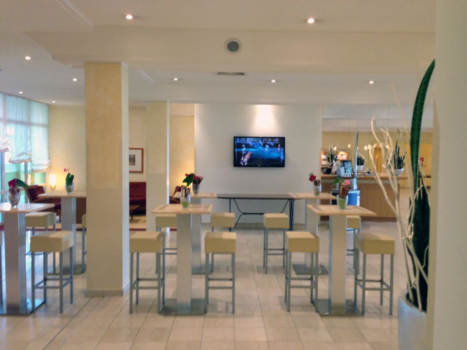 Hotelhalle DORMERO Hotel Bonn - Windhagen