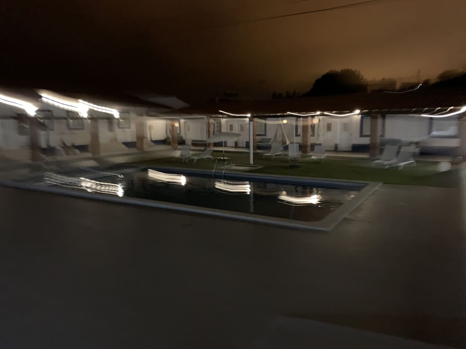 Pool Zulla Nazare's Surf Village