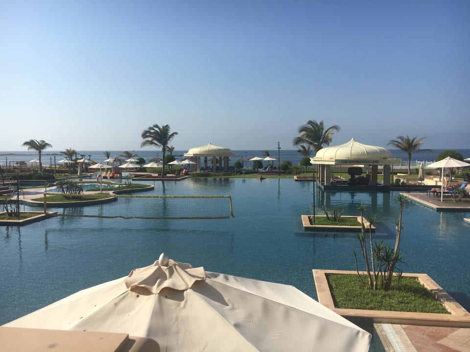 Pool Wyndham Garden Salalah Mirbat