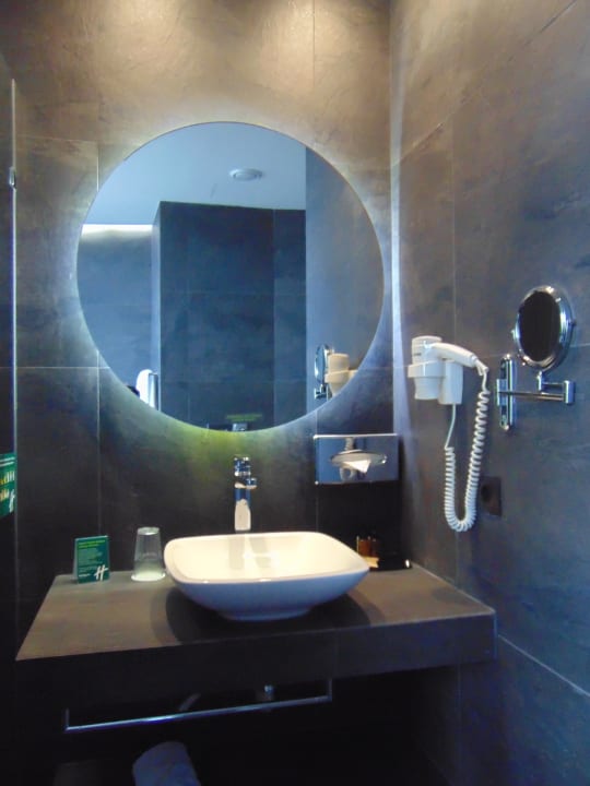 Zimmer Holiday Inn Telavi