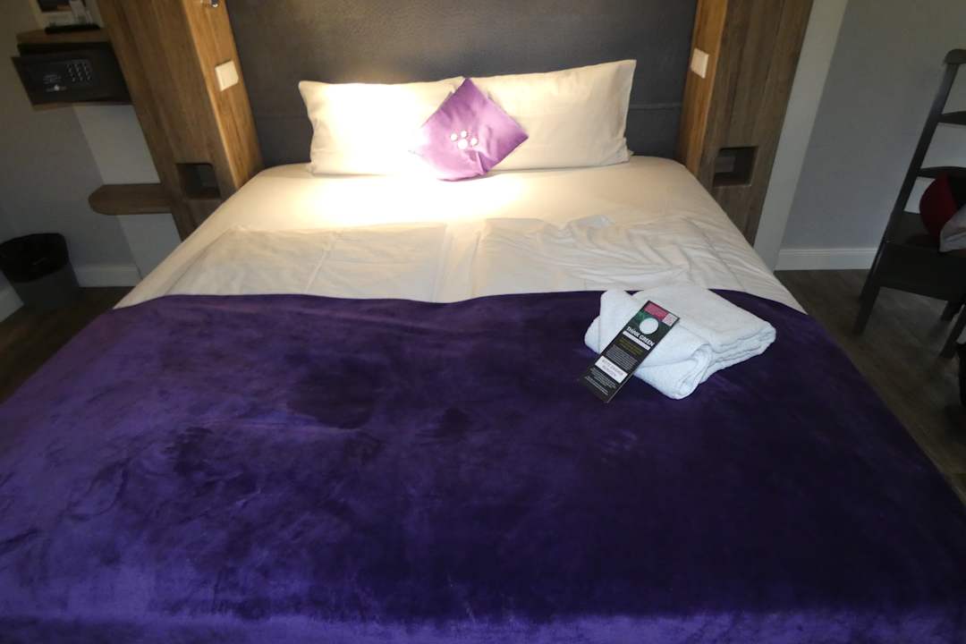 Zimmer PLAZA INN stays design Dortmund