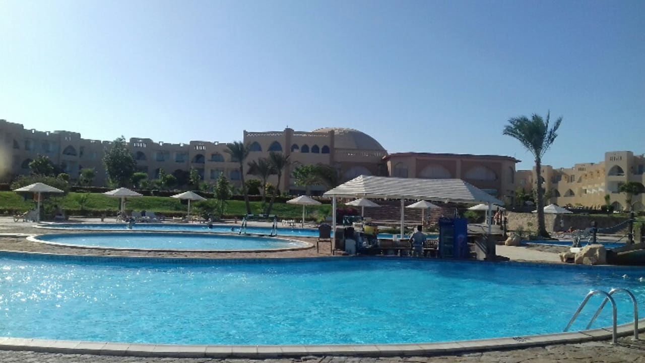 Pool Three Corners Equinox Beach Resort