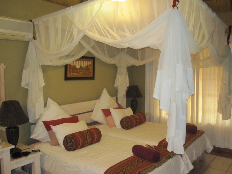 Schlafbereich Hotel Frans Indongo Lodge