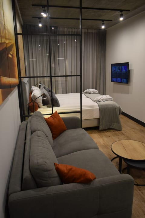 Zimmer The Bridge Suites Hotel