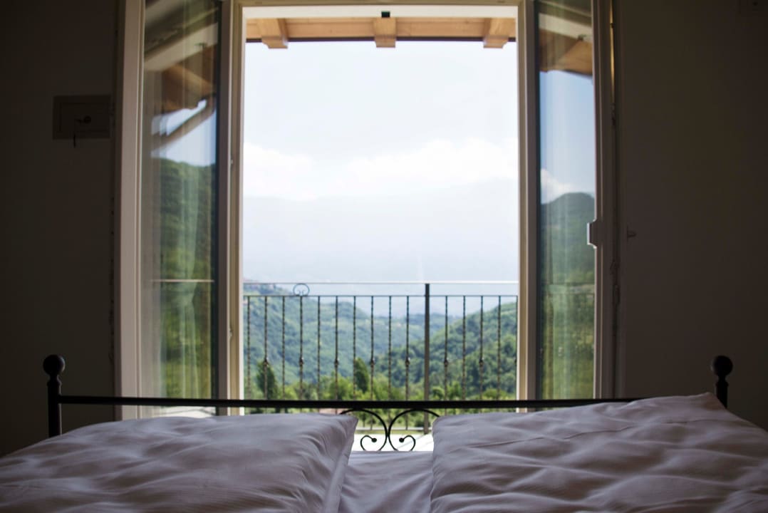 Zimmer Mos Country House