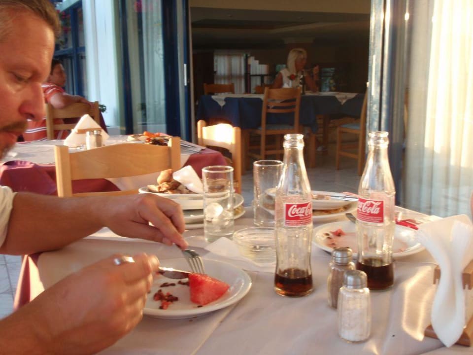 Schlechter Service beim Abendessen Hotel Esperia