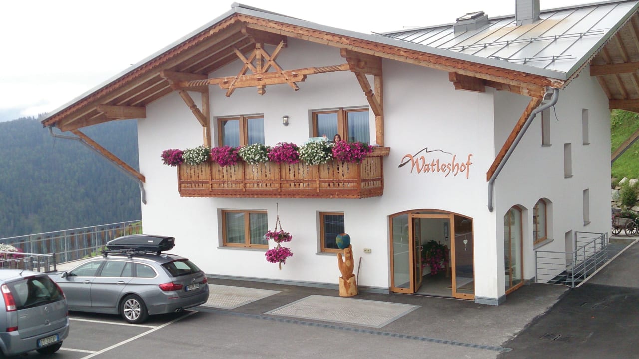 Watleshof direkt neben dem Hotel Panoramahotel Watles