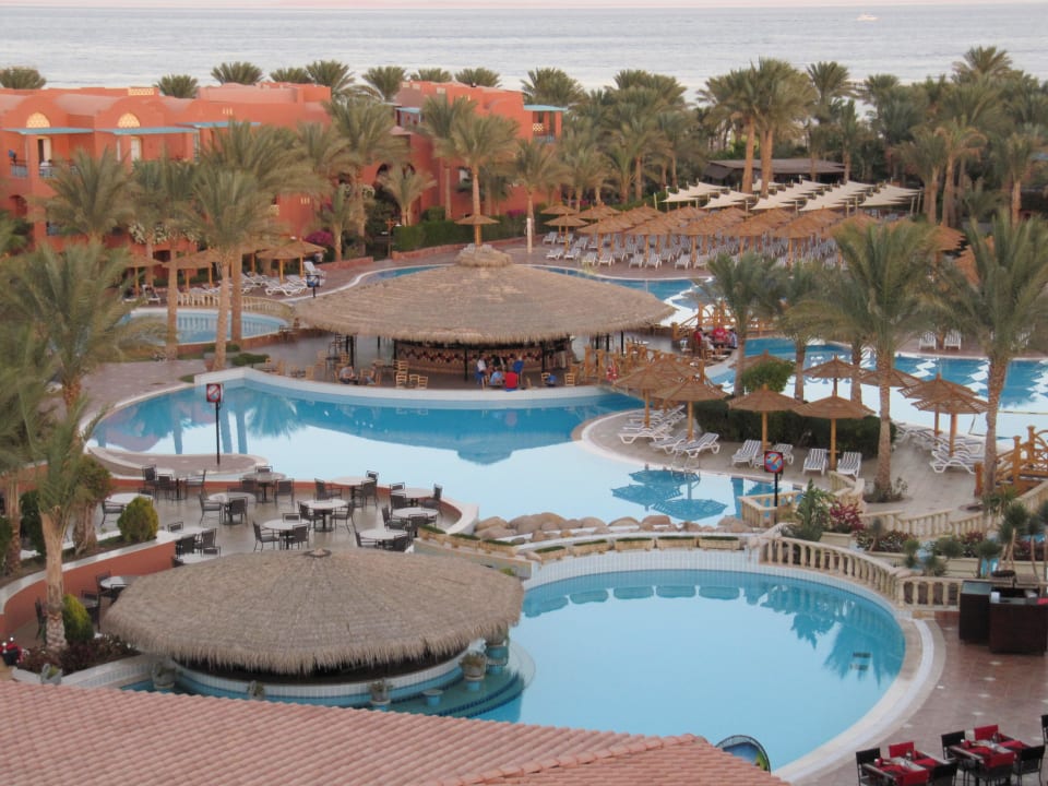 Pool von oben TUI MAGIC LIFE Redsina Sharm El Sheikh