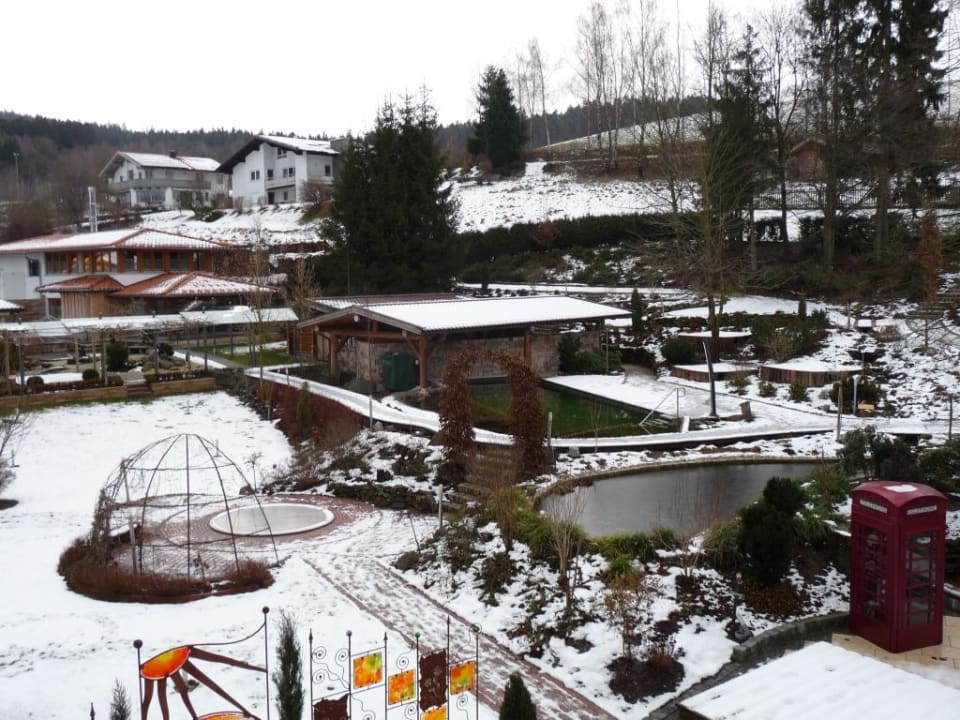 Gartenanlage mit Sauna Hotel Regenbogenland Zum Kramerwirt