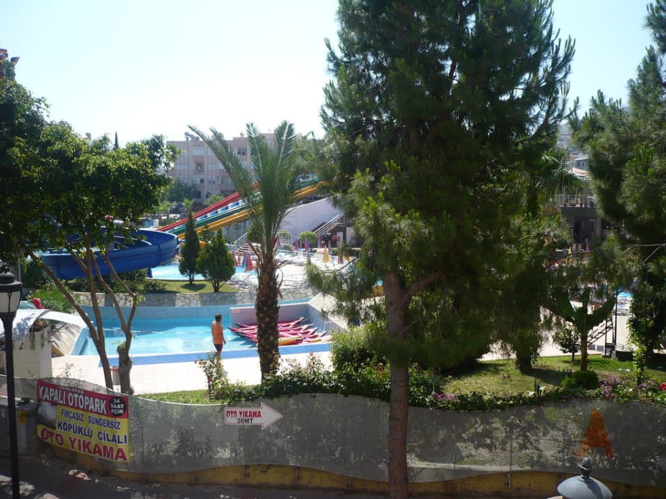 Widok z balkonu Hotel Aslan City Kleopatra