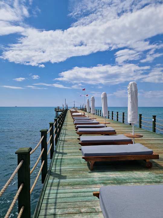 Strand Arum Barut Collection