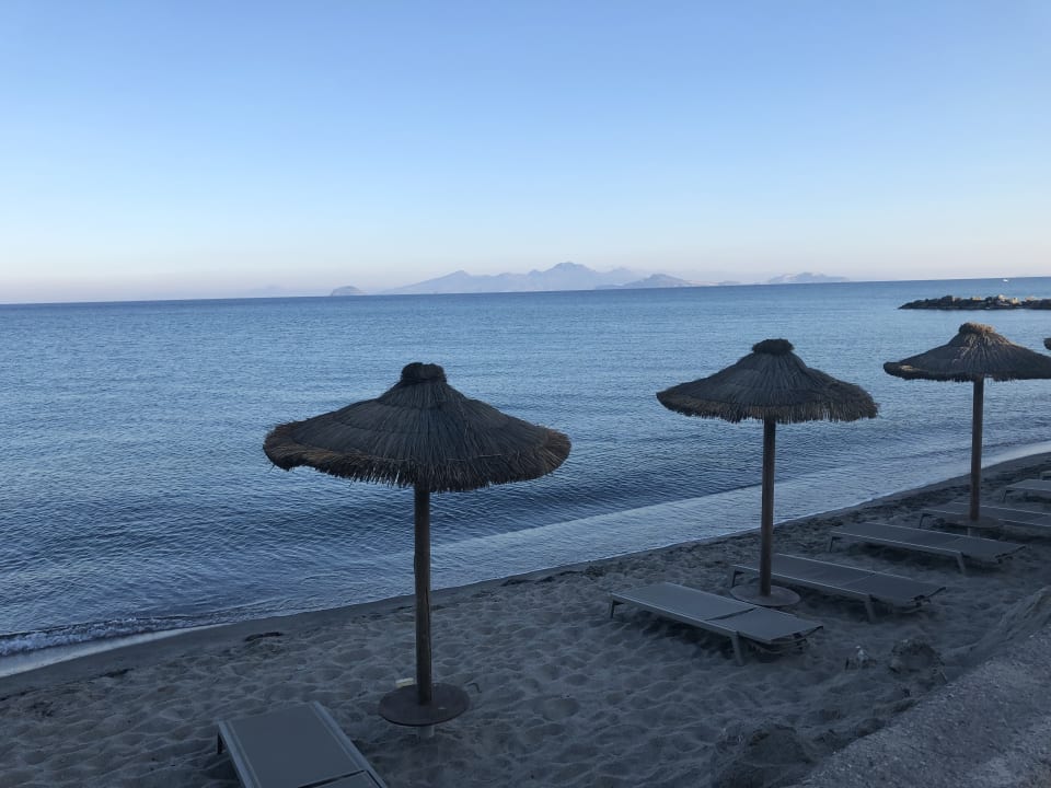Strand Grand Blue Beach Hotel