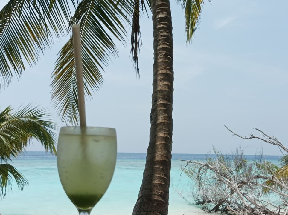 Strand Embudu Village