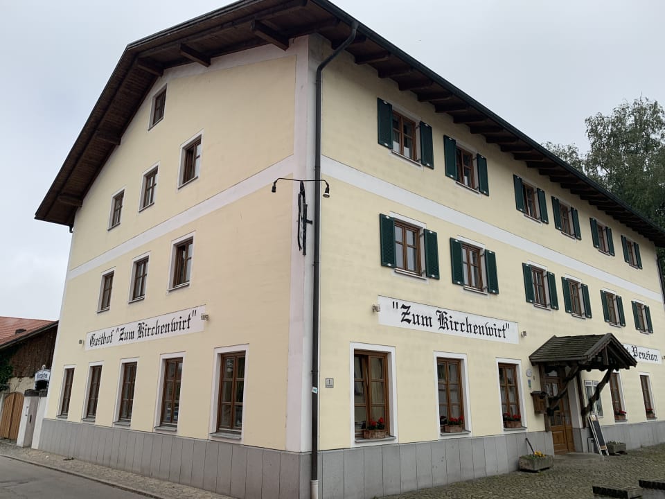 Außenansicht Hotel Zum Kirchenwirt