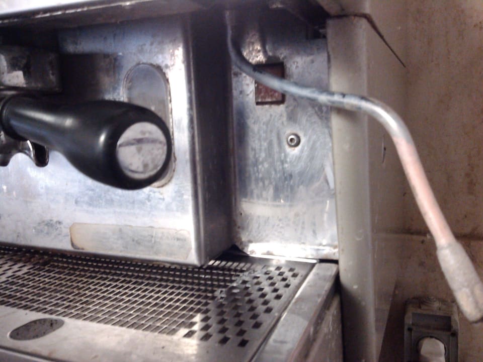 Kaffeemaschine in der Bar Imperial Shams Abu Soma